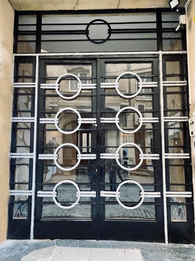 بوخارست Modern Old Town Central Apartment المظهر الخارجي الصورة